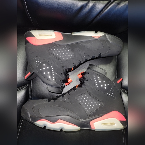 Air Jordan 6 Black Infrared (2014) - Picture 1 of 5